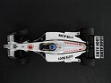 1:43 Minichamps Bar Honda 3 2001 White W/Black Stripes. Subida por indexqwest